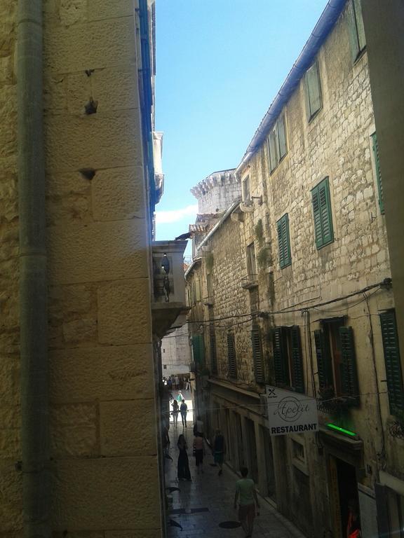 Apartments Mila Σπλιτ Δωμάτιο φωτογραφία