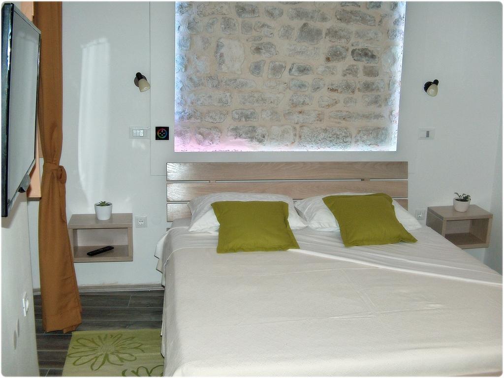 Apartments Mila Σπλιτ Δωμάτιο φωτογραφία