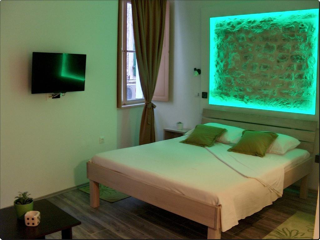 Apartments Mila Σπλιτ Δωμάτιο φωτογραφία