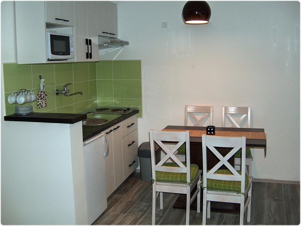 Apartments Mila Σπλιτ Δωμάτιο φωτογραφία
