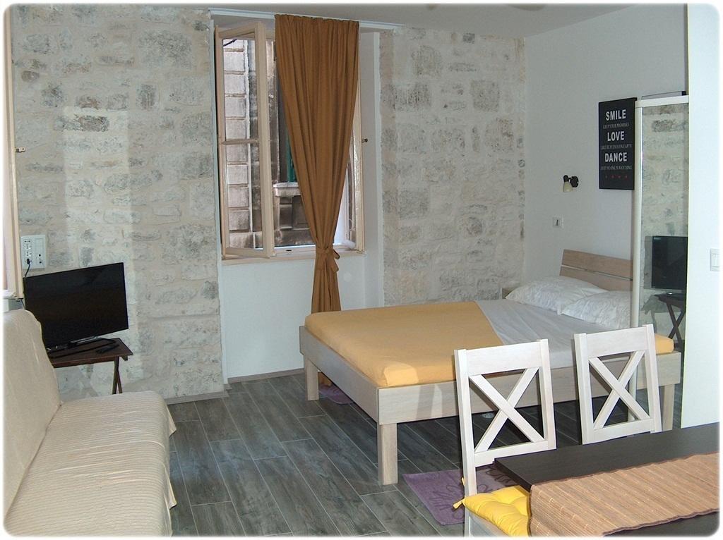 Apartments Mila Σπλιτ Δωμάτιο φωτογραφία
