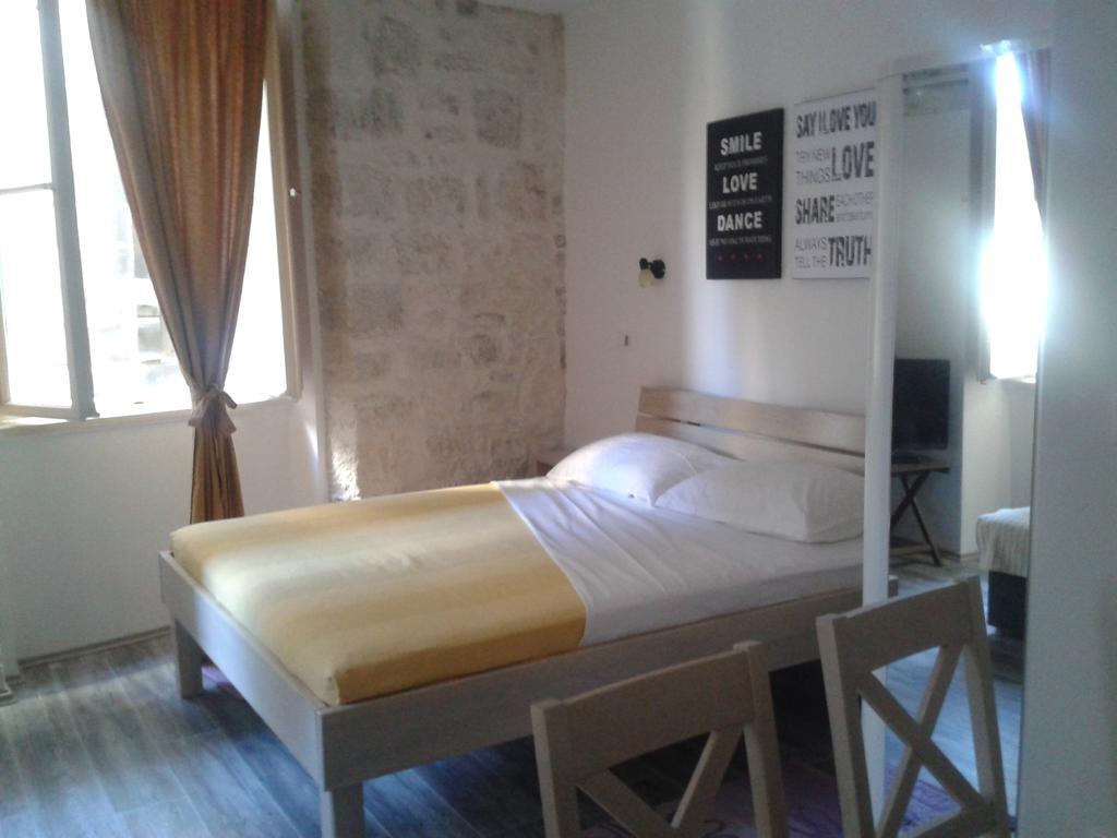 Apartments Mila Σπλιτ Δωμάτιο φωτογραφία